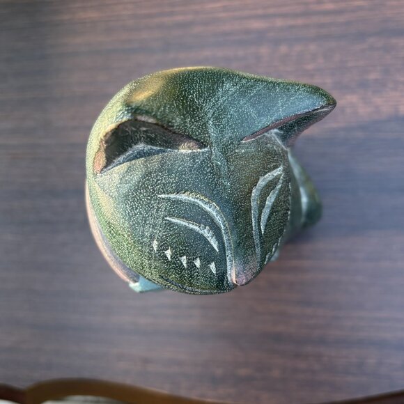 Vintage Hand Carved Wooden Cat Figurine with Bow Tie MCM Folk Art Green Cat - Picture 6 of 12